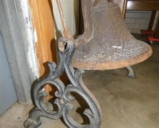 VIEW 2 SIDE 1885 BELL