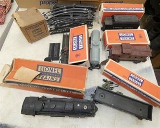 LIONEL TRAINS W/ BOXES