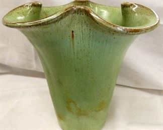 9IN MATTE GREEN RAINBOW POTTERY