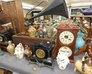 EDISON PLAYER, CLOCKS, FACE JUGS