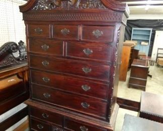 VIEW 3 CLOSEUP ORNATE BROKEN ARCH TOP