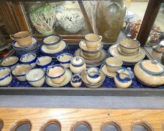 SEVERAL PCS. HILTON POTTERY
