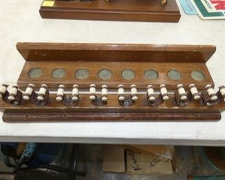 EARLY POOL STICK HOLDER 