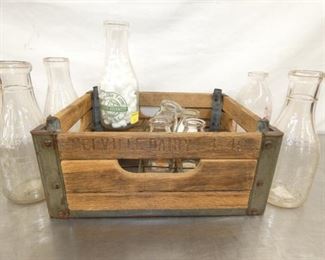 MELVILLE DAIRY CRATE, VARIOUS BOTTLES
