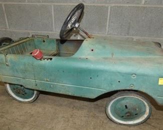 EARLY PEDAL CAR