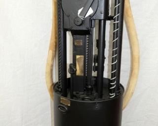 VIEW 9 BACKSIDE BOTTOM WAYNE PUMP