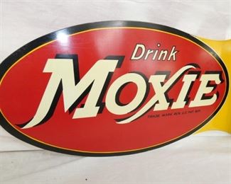 VIEW 2 CLOSE UP DRINK MOXI FLANGE 