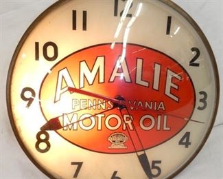 16IN AMALIE MOTOR OIL CLOCK