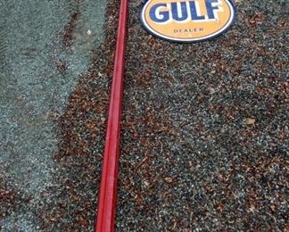 VIEW 6 SIDE 2 22FT. GULF POLE/SIGN