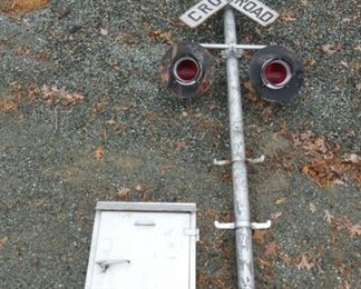 14FT. RR CROSSING SIGN W/ BELL