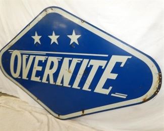 VIEW 4 RIGHTSIDE 72X48 OVERNITE SIGN
