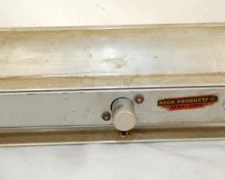 VIEW 3 BACK ARROW COUNTER DISPLAY