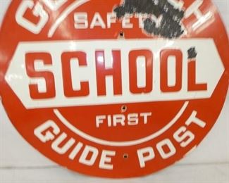 VIEW 2 CLOSE UP SCHOOL SAFETY SIGN