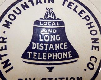 VIEW 2 CLOSE UP TELEPHONE SIGN