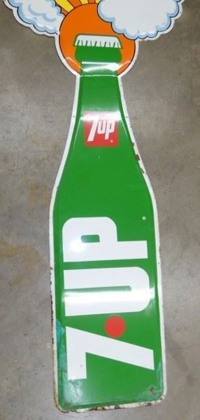 VIEW 4 BOTTOM 7-UP BOTTLE SIGN 