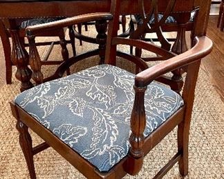 Armchair of the dining room set