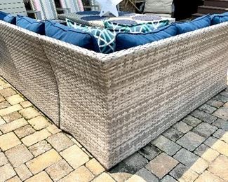 Alternate view: great condition outdoor wicker couch