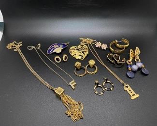 Goldtone Fashion Jewelry Lot