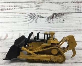 Norscot Caterpillar D11R CarryDozer Collectible