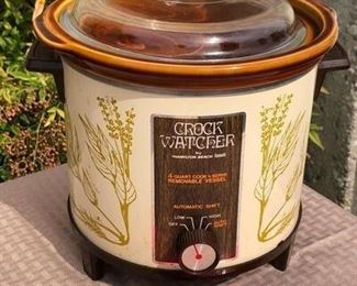 Vintage round Crockpot