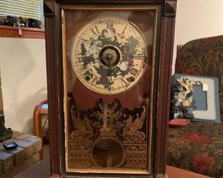 Antique mantle clock