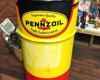 Vint Pennzoil Oil Barrel.