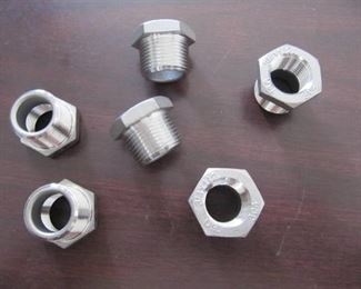 6 CT. NEW 3/4 x 1/2" 304 Stainless Steel Pipe Hex Bushing MNPT x FNPT Ends, 150 psi