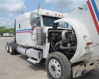2006 Freightliner Classic Freightliner With Pro-Tote 7 Fifth Wheel Wrecker.