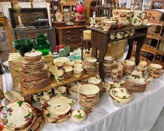 Large selection of Franciscanware
