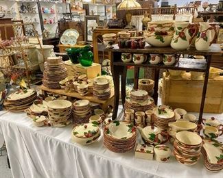 Large selection of Franciscanware
