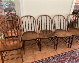 #21	Wood Set of 6 Dining Chairs w/round spindle Back 	 $180.00 	
