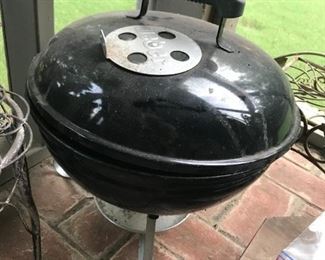 #97	Webber small grill 16 inches tall charcoal 	 $25.00 		
