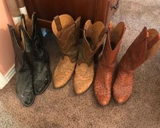 #181	clothes	Nocona boots size 13 B Black/ tan/ brown men's cowboy boots $30 ea	 $90.00 		
