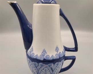 Bombay Porcelain Teapot with cup