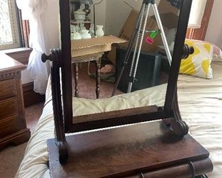 Vanity mirror with drawer 