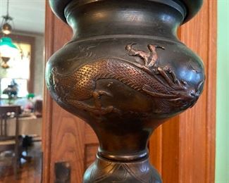 Tall bronze dragon lamp pic 2