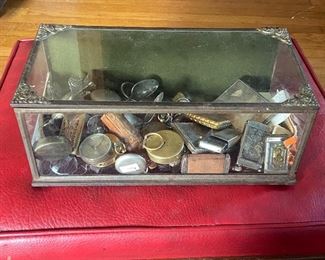 trinkets and treasure glass display box