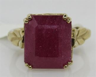 Stone: Ruby
Type: Ring
Weight (ct): 6.25 ct
Metal: 14kt Gold
Size: 7
Located in: Chattanooga, TN
Emerald Cut
*Gemstones Believed to Be Lab Created*