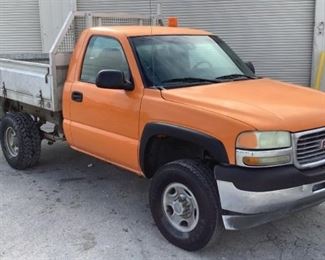 VIN 1GDHC24U52E229181
Year: 2002 Make: GMC Model: Sierra 2500HD Trim Level: Regular Cab Flatbed
Engine Type: 6.0L V8
Transmission: Automatic
Miles: 122,684
Color: Orange
Driveline: 2WD
Located In: Chattanooga, TN
Operational Status: Runs And Drives
Manual Windows
Manual Mirrors
Manual Locks
Manual Seats
Vinyl Interior
Heat/AC Tested-Works
Sold On OH Title
**Sold as is Where is**