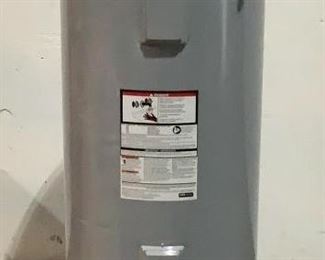 Located in: Chattanooga, TN
Condition "Return"
MFG AO Smith
Model LTE-80D 200
Ser# 2105122983052
Power (V-A-W-P) 208/240V - 3380W/4500W - 1Ph
80 gallon Electric Water Heater
Size (WDH) 24"Dia. x 60-3/8"H
Unable To Test.  *Sold As Is Where Is*