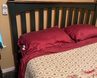 Queen size bed from the 4 pc bedroom set and bedding for sale