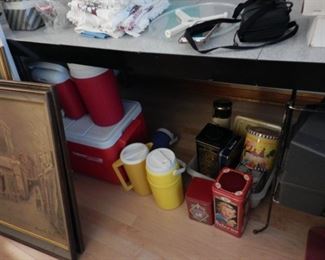 Coolers, thermoses and tins