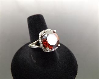 .925 Sterling Silver Faceted Garnet Crystal Ring Size 8

