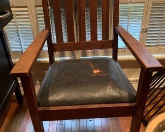 Pair of Mission chairs in oak with leather seats