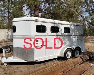 '99 Logan Wrangler 3 Horse Trailer