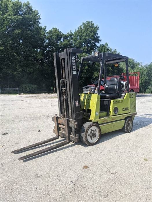 Clark GCX25 Forklift- Pick Up 2nd Day Only