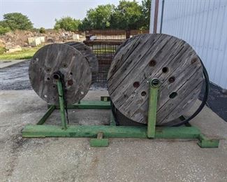 AWG 4-0 Wire & Wooden Spool Wire Holders