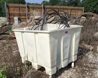 Plastic Bin w/ Scrap Wire