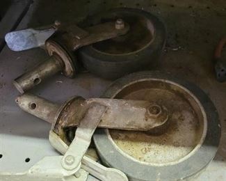 8in Castors, Extension Cord