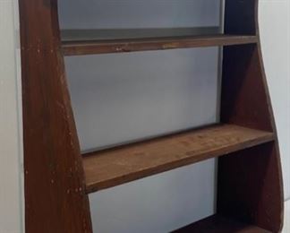 Whaleback Shelf in Red Wash 